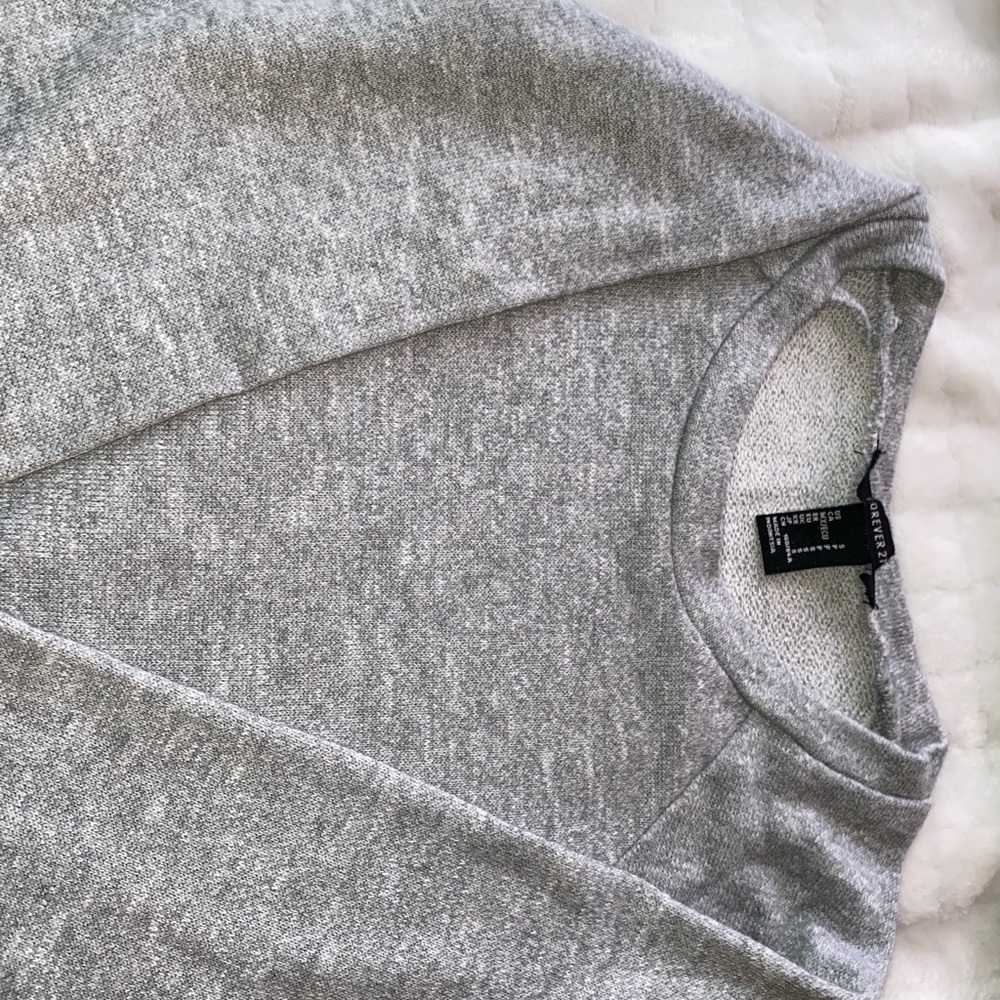 cute grey forever 21 sweater